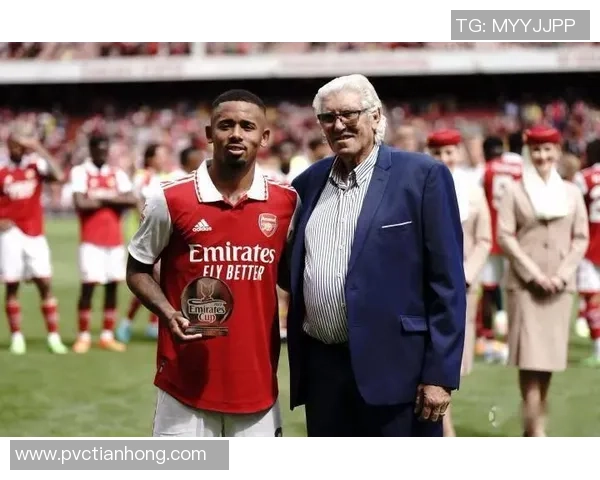 热苏斯的崛起之路：从青训小将到足坛明星的奋斗历程