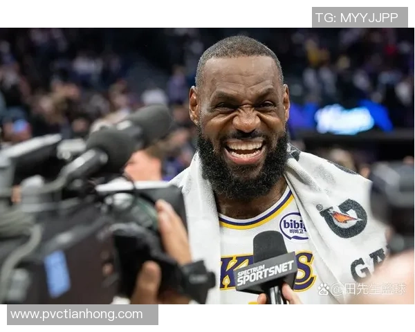 老鹰与湖人激战正酣比分背后隐藏的精彩故事与战术分析 老鹰与湖人激战正酣比分背后隐藏的精彩故事与战术分析